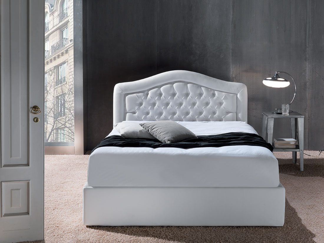 Avorio double upholstered bed with storage box